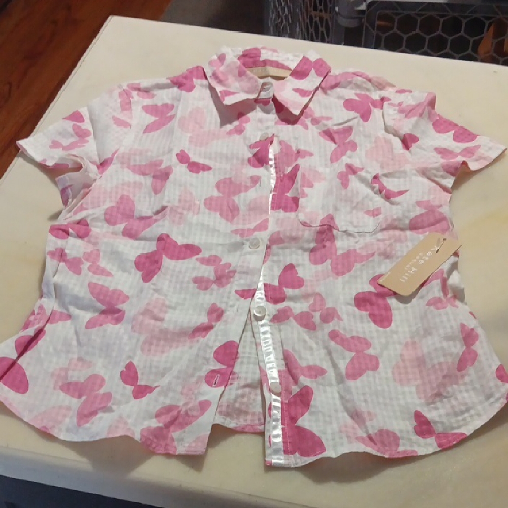 Girls' Kate HILL PETITE Pink Butterfly Button-Front Shirt - Casual Short Sleeve